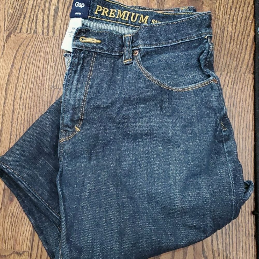 Gently worn GAP jeans 33x30